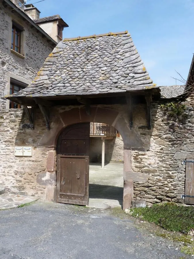 Chambre D'Hotes Cadravals Belcastel Aveyron