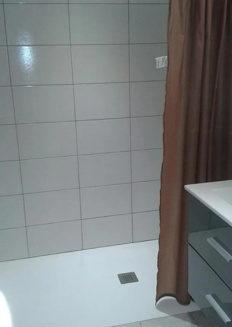 Chambre D'Hotes Cadravals Belcastel Aveyron フランス